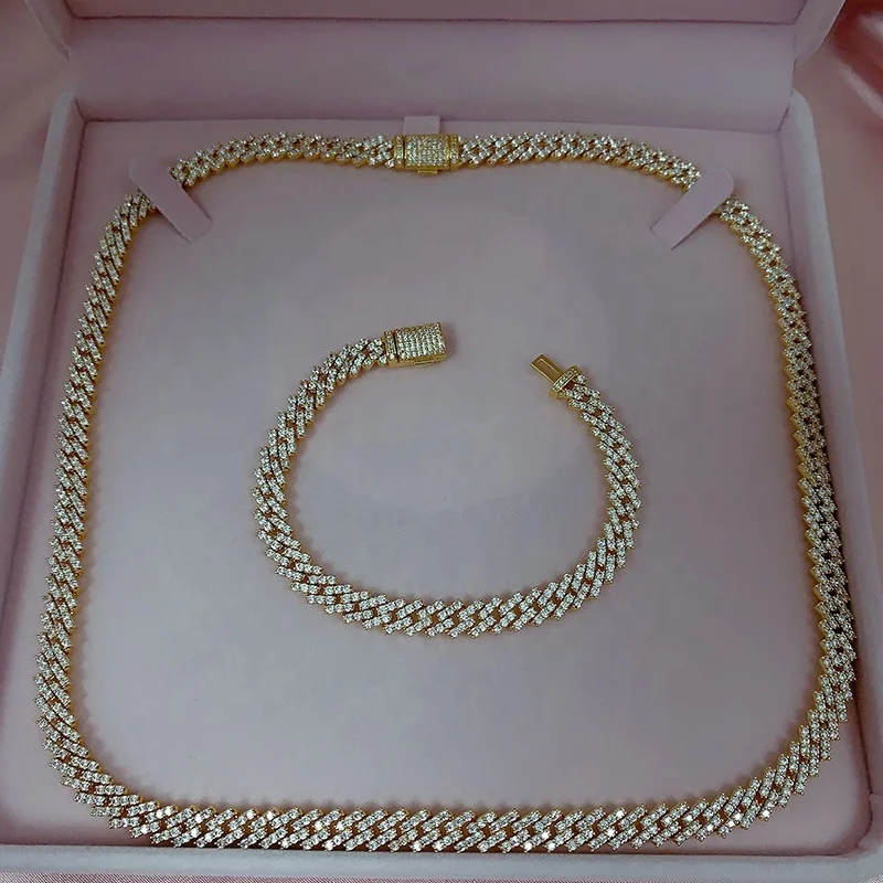 wholesale hip hop rapper jewelry miami cuban link gold plated women cuban bracelet 
wholesale hip hop rapper jewelry miami cuban link gold plated women cuban bracelet