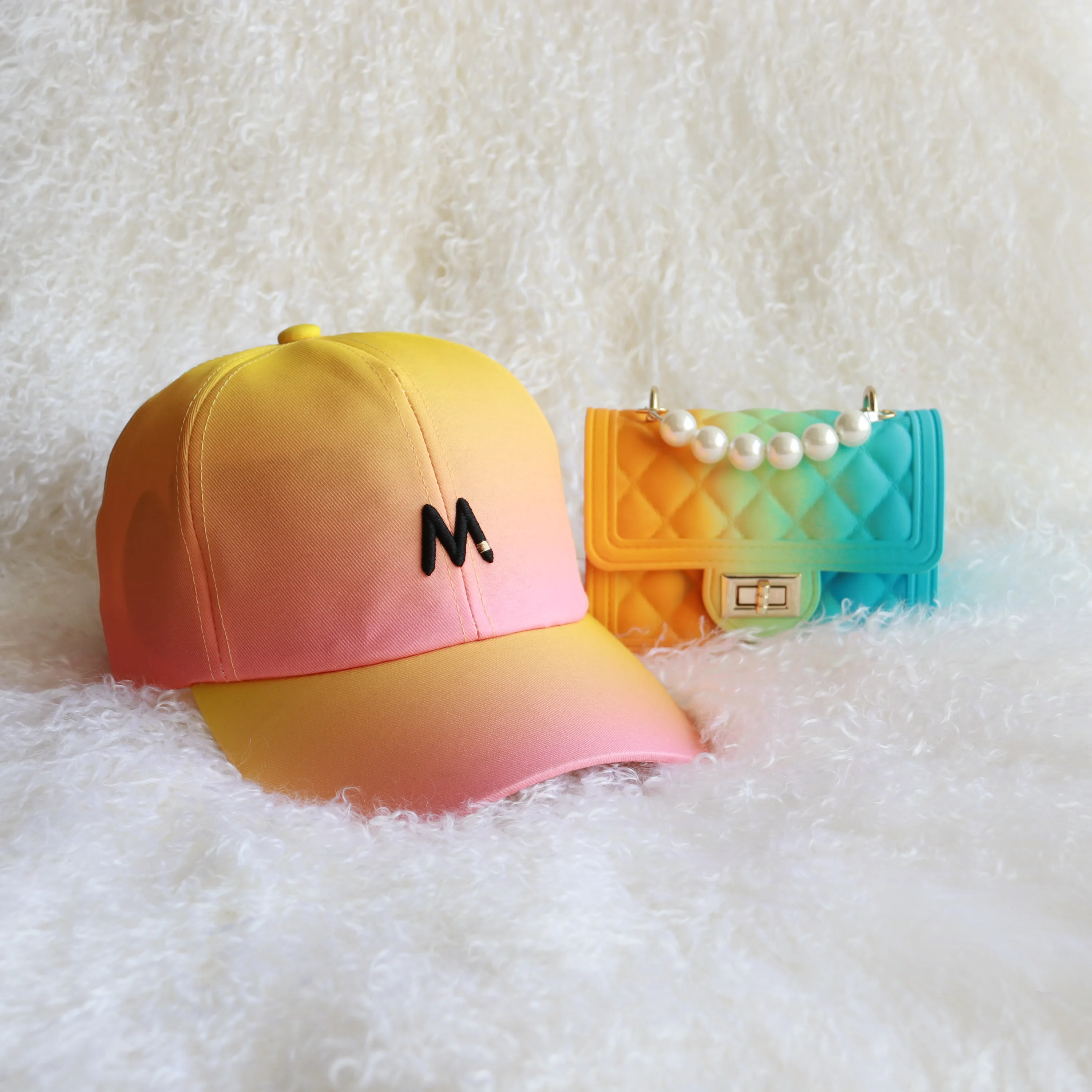 2021 New Arrival Matching Colorful Baseball hat And Jelly Handbag Sets For Women Girls
2021 New Arrival Matching Colorful Baseball hat And Jelly Handbag Sets For Women Girls
