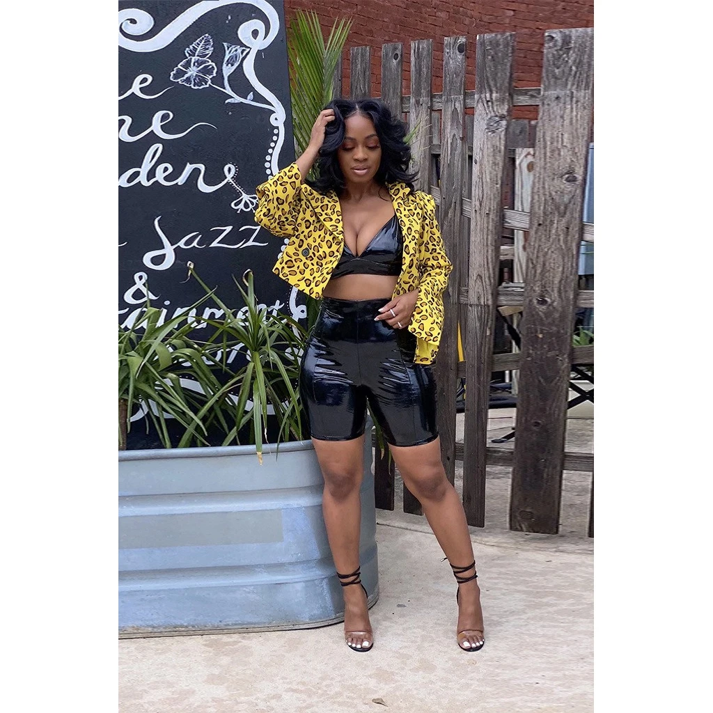 2021 Women Clothing Sexy Leather Material Plus Size Underwear With Shorts Tracksuits For Streetwear Wear Two Piece Pants Set, Customized color
2021 Women Clothing Sexy Leather Material Plus Size Underwear With Shorts Tracksuits For Streetwear Wear Two Piece Pants Set, Customized color