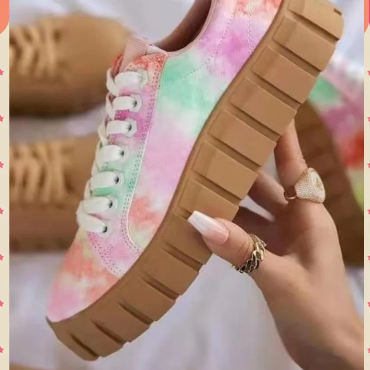2021 new round-toe thick-soled front lace-up canvas shoes women's foreign trade large size printing single shoes, Black
2021 new round-toe thick-soled front lace-up canvas shoes women's foreign trade large size printing single shoes, Black