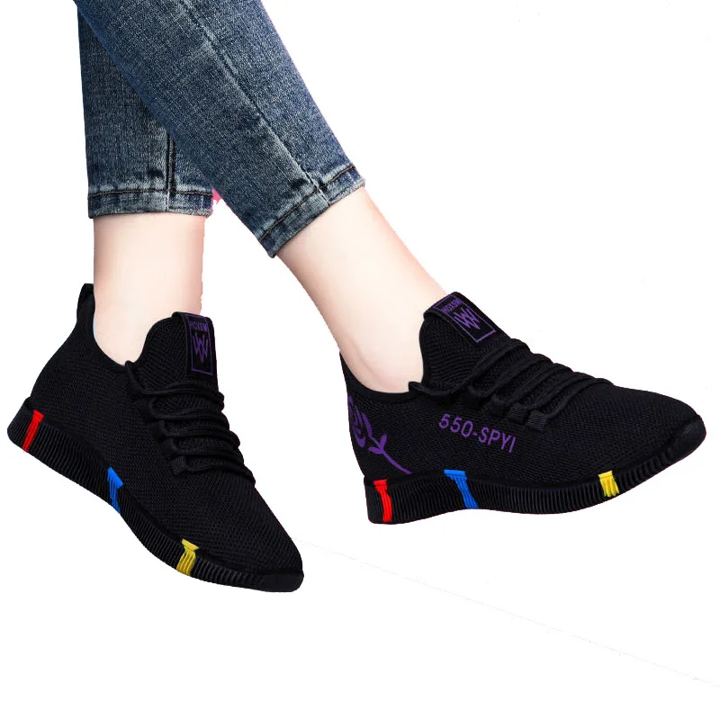 2021 new fashion women's shoes sports comfortable and durable leisure travel shoes light soft sole running shoes
2021 new fashion women's shoes sports comfortable and durable leisure travel shoes light soft sole running shoes