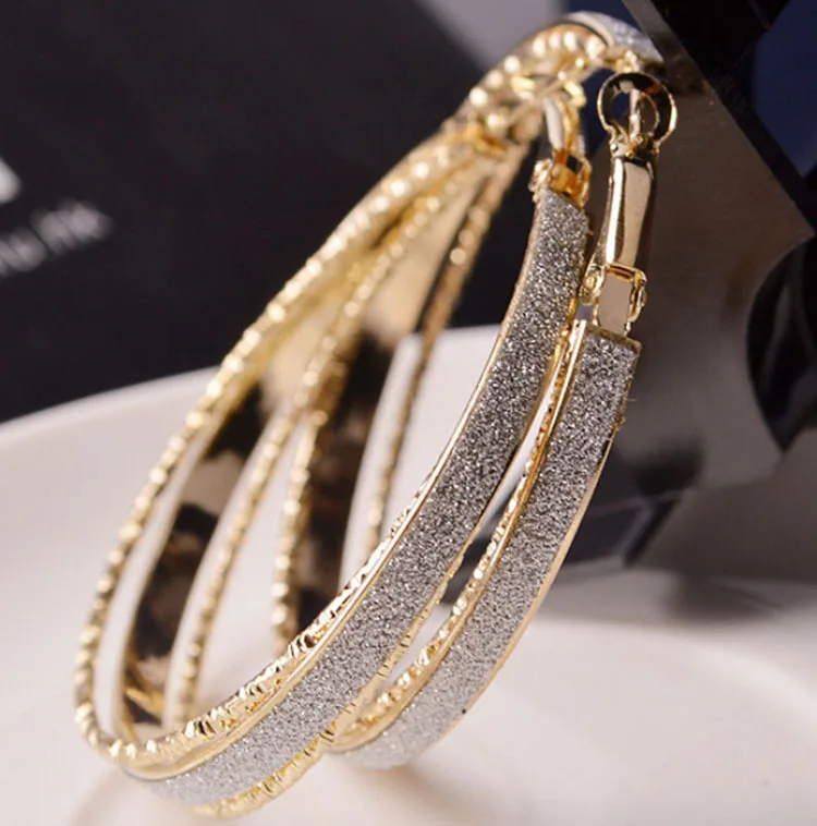 E-0269 Gilded Gold Jewelry Elegant Beautiful Designer Diamond Earrings Large Circle Hoop Earring Gold Crystal Earrings Women, Silver / gold color
E-0269 Gilded Gold Jewelry Elegant Beautiful Designer Diamond Earrings Large Circle Hoop Earring Gold Crystal Earrings Women, Silver / gold color