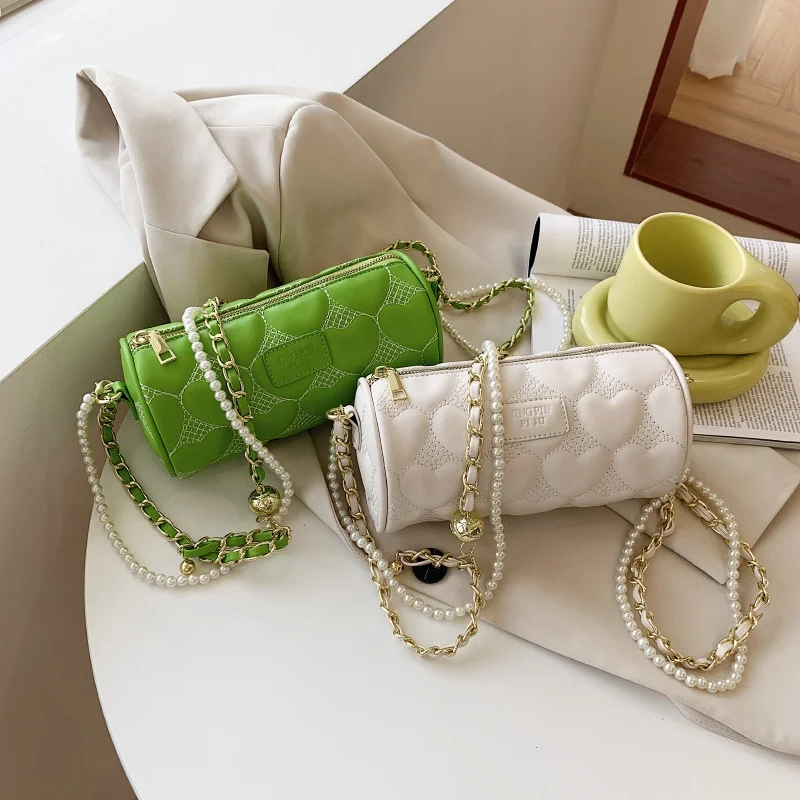 2022 New Fashion Leather Chain Crossbody Shoulder Bag Cylinder Heart Ladies Bags Handbag
2022 New Fashion Leather Chain Crossbody Shoulder Bag Cylinder Heart Ladies Bags Handbag
