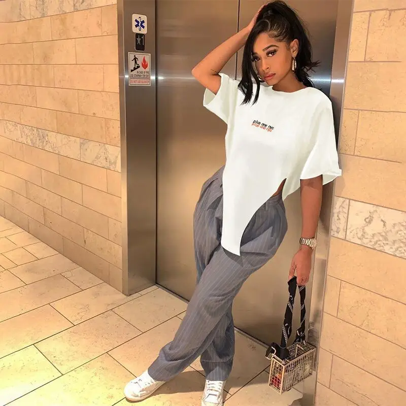 2021 woman tops fashionable T Shirt Printed short sleeve creative triangle short sleeve top Women clothing T shirts for women
2021 woman tops fashionable T Shirt Printed short sleeve creative triangle short sleeve top Women clothing T shirts for women