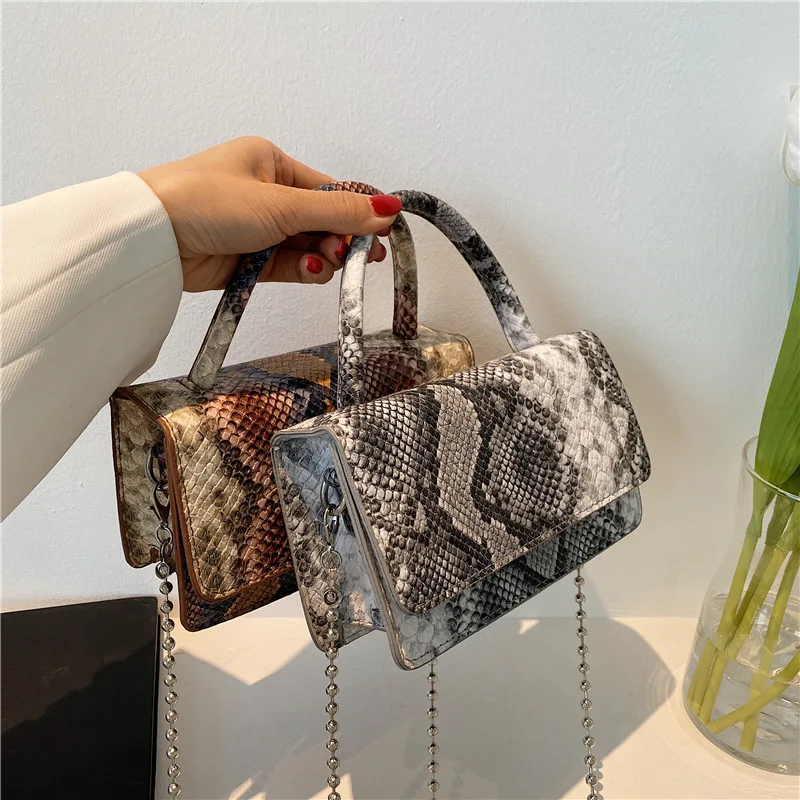 2021 Wholesale Fashion designer Lady Snakeskin Chain Small Purses and Handbags lady shoulder women crossbody bag, 5 colors
2021 Wholesale Fashion designer Lady Snakeskin Chain Small Purses and Handbags lady shoulder women crossbody bag, 5 colors