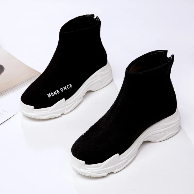 Woman Outdoor Casual Short Plush Boot Fashion Leisure Black Ladies Boots, Black/white
Woman Outdoor Casual Short Plush Boot Fashion Leisure Black Ladies Boots, Black/white