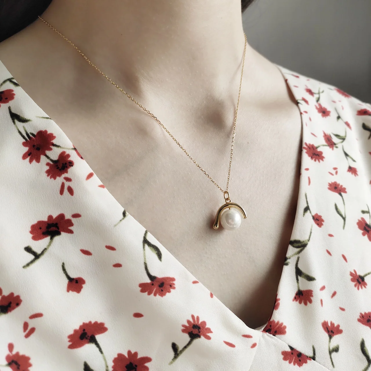 2021 INS Fashion Jewelry Baroque Shell Pearl Necklace 925 Sterling Silver Short Shell Pearl Necklace for Women
2021 INS Fashion Jewelry Baroque Shell Pearl Necklace 925 Sterling Silver Short Shell Pearl Necklace for Women