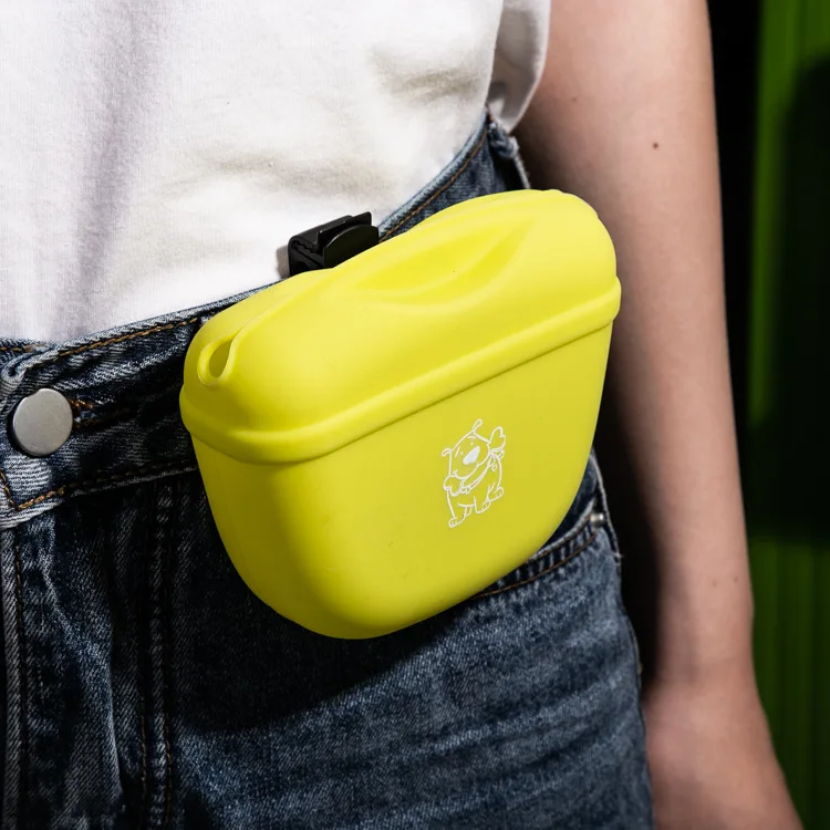 Silicone Dog Treat Pouch Clip on Portable Training Bag Container Convenient Magnetic Buckle Closing &Waist Clip, Yellow Black, Blue;red;yellow;green
Silicone Dog Treat Pouch Clip on Portable Training Bag Container Convenient Magnetic Buckle Closing &Waist Clip, Yellow Black, Blue;red;yellow;green