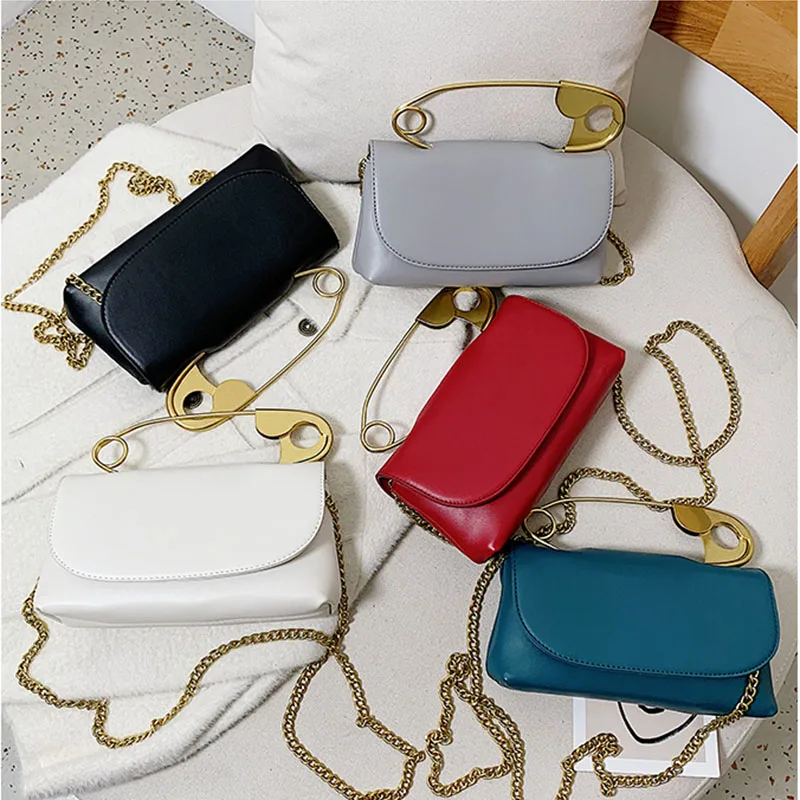 Designer paper clip shape handle Chains flap women purse handbags crossbody bag, Customizable
Designer paper clip shape handle Chains flap women purse handbags crossbody bag, Customizable