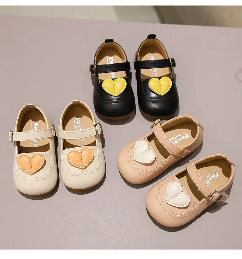 Fashion Newborn love heart Soft Sole Princess Baby dress shoes Non-slip children Toddler Baby Sandals Shoes, Black, pink, beige 
Fashion Newborn love heart Soft Sole Princess Baby dress shoes Non-slip children Toddler Baby Sandals Shoes, Black, pink, beige