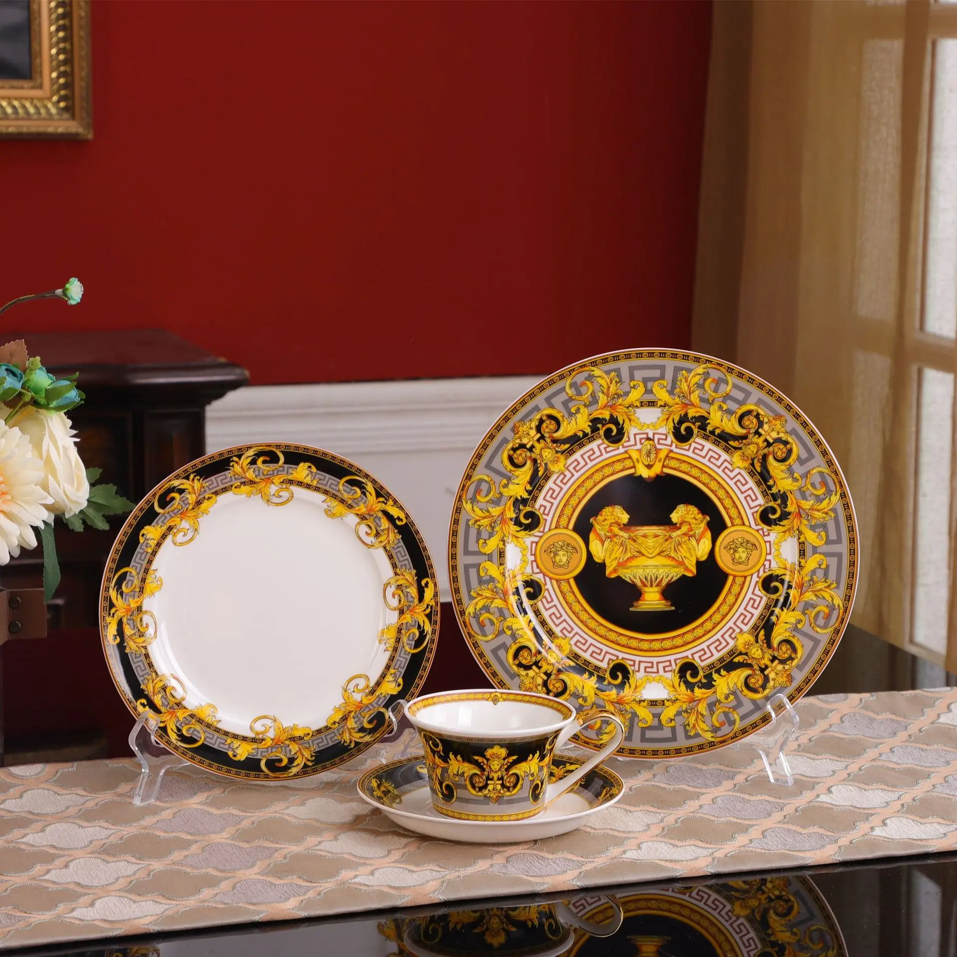 Kitchen Utensils ceramic western dinner plate cup set bone china steak tableware porcelain dinnerware set, Tableware set
Kitchen Utensils ceramic western dinner plate cup set bone china steak tableware porcelain dinnerware set, Tableware set
