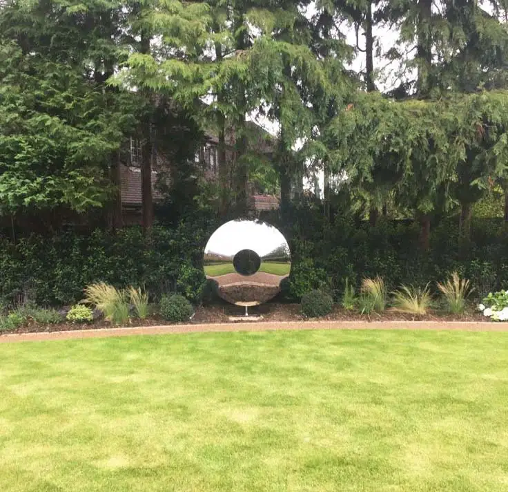torus installationa.jpg