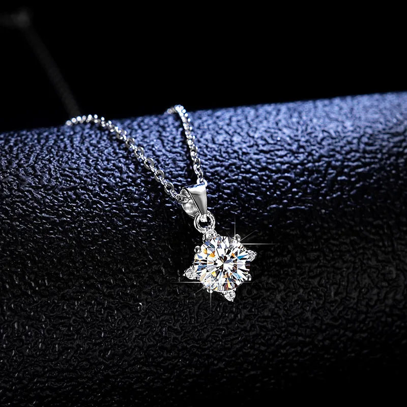 Silver 925 Original Diamond Test Past Brilliant Cut 1 Carat Sparkling D Color Moissanite Round Gemstone Pendant Necklace Chain
Silver 925 Original Diamond Test Past Brilliant Cut 1 Carat Sparkling D Color Moissanite Round Gemstone Pendant Necklace Chain