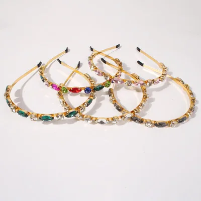2021 High Quality Retro Colored CZ Petal Head Buckle Delicate Geometric Crystal Headbands for Girls
2021 High Quality Retro Colored CZ Petal Head Buckle Delicate Geometric Crystal Headbands for Girls