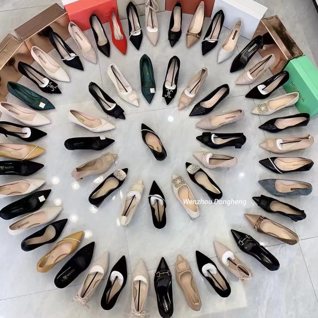 WH7135 2021 new design high heel shoes high quality hot selling thin daily wear walking leisure
WH7135 2021 new design high heel shoes high quality hot selling thin daily wear walking leisure
