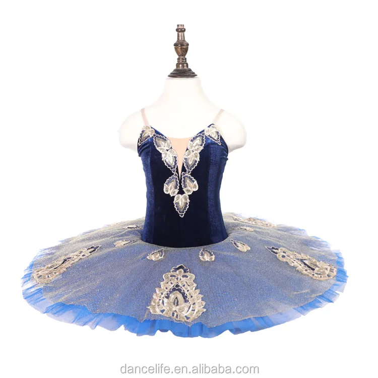 CP058 Danfu professional romantic tutu blue ballet tutu for girls western dance costumes
CP058 Danfu professional romantic tutu blue ballet tutu for girls western dance costumes