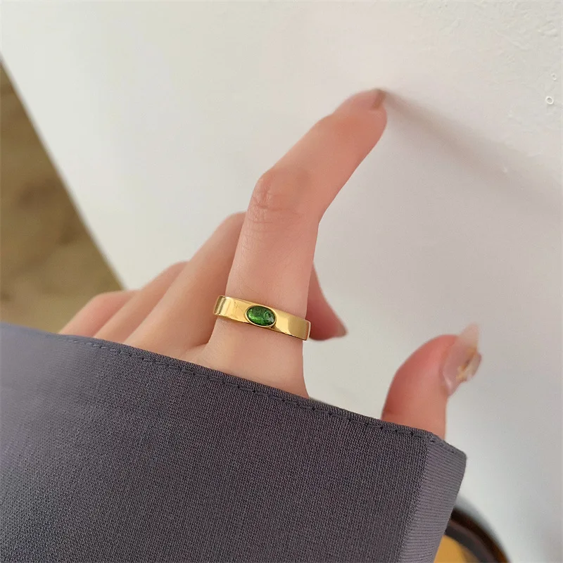 Wholesale Waterproof Fashion Jewelry Green CZ Stone Crystal Ring Vintage 18K Gold Plated Stainless Steel Zircon Rings YF3094
Wholesale Waterproof Fashion Jewelry Green CZ Stone Crystal Ring Vintage 18K Gold Plated Stainless Steel Zircon Rings YF3094