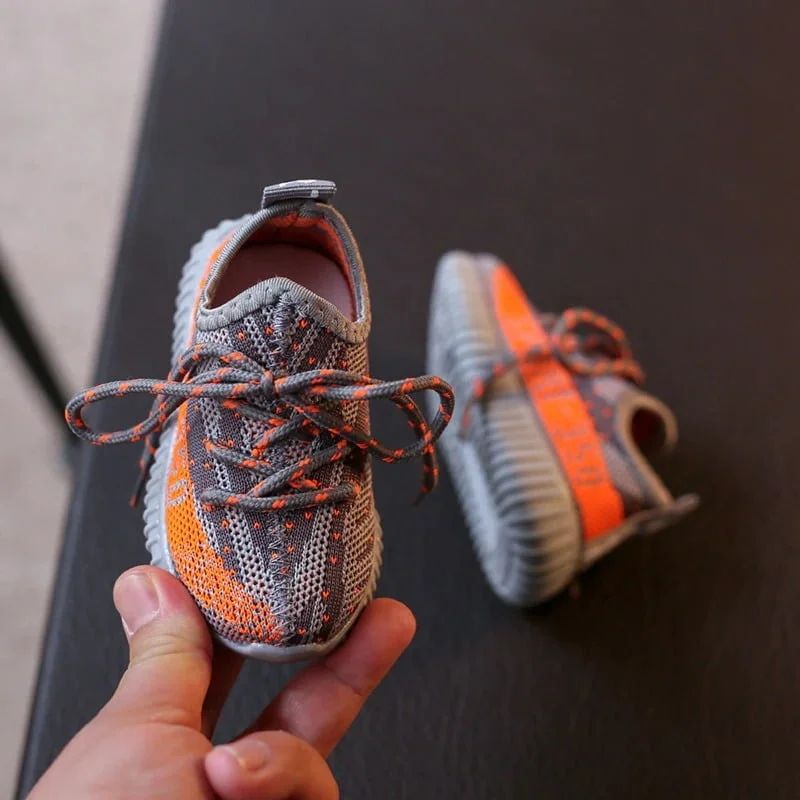 Wholesale Knitted Breathable Sport Children's Wear Children's Boy Kid Walking Shoes Stock Fly Knit Sneakers Child, Black grey pink
Wholesale Knitted Breathable Sport Children's Wear Children's Boy Kid Walking Shoes Stock Fly Knit Sneakers Child, Black grey pink