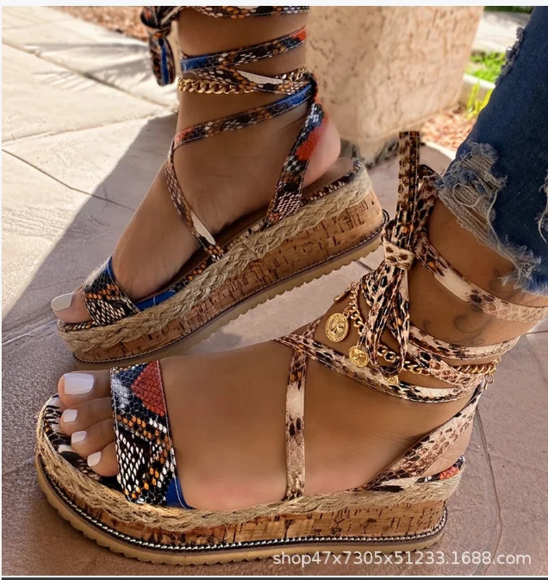 Dropshipping Women Sandals Mid Heel Summer Bandage Women's Shoes Open Toe Boho Color Snake Pattern Plus Size 35-43
Dropshipping Women Sandals Mid Heel Summer Bandage Women's Shoes Open Toe Boho Color Snake Pattern Plus Size 35-43