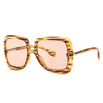 Wholesale Oversized Women Sunglasses Luxury Square Sun Glasses INS Designer Shades Women Sunglasses 2021
Wholesale Oversized Women Sunglasses Luxury Square Sun Glasses INS Designer Shades Women Sunglasses 2021