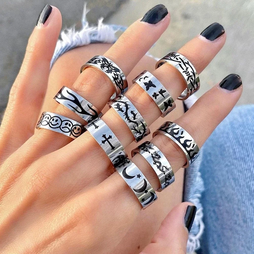 New Ins Hip-hop Punk Stainless Steel Butterfly Flame Ring Vintage Gothic Star Cross Rings For Women Men Couple Fashion Jewelry
New Ins Hip-hop Punk Stainless Steel Butterfly Flame Ring Vintage Gothic Star Cross Rings For Women Men Couple Fashion Jewelry