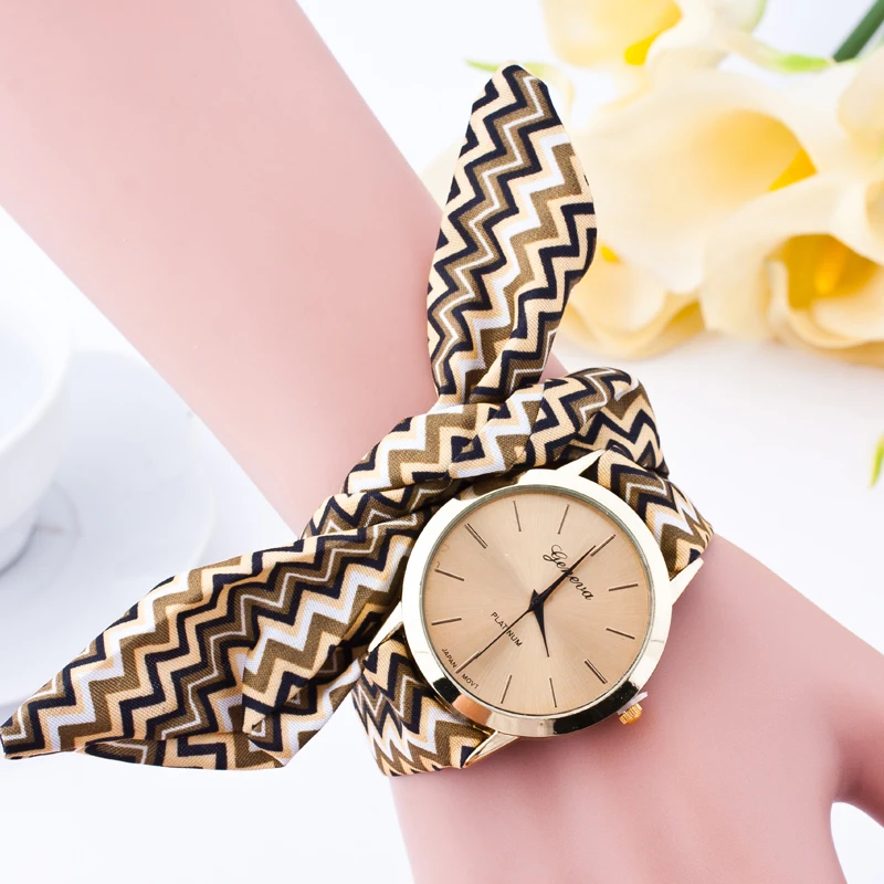 Women Stripe Floral Cloth Quartz Watch Alloy Weave Wrap Wrist Watch Ladies Casual Simple Elegant Watch
Women Stripe Floral Cloth Quartz Watch Alloy Weave Wrap Wrist Watch Ladies Casual Simple Elegant Watch