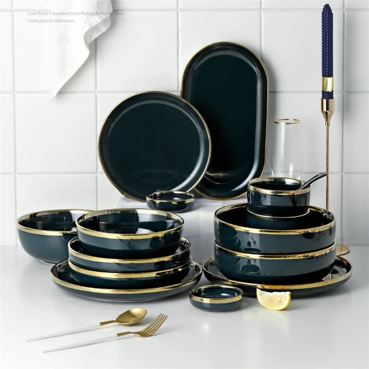 Wholesale luxurious dinnerware wedding porcelain dinner set with gold edge 