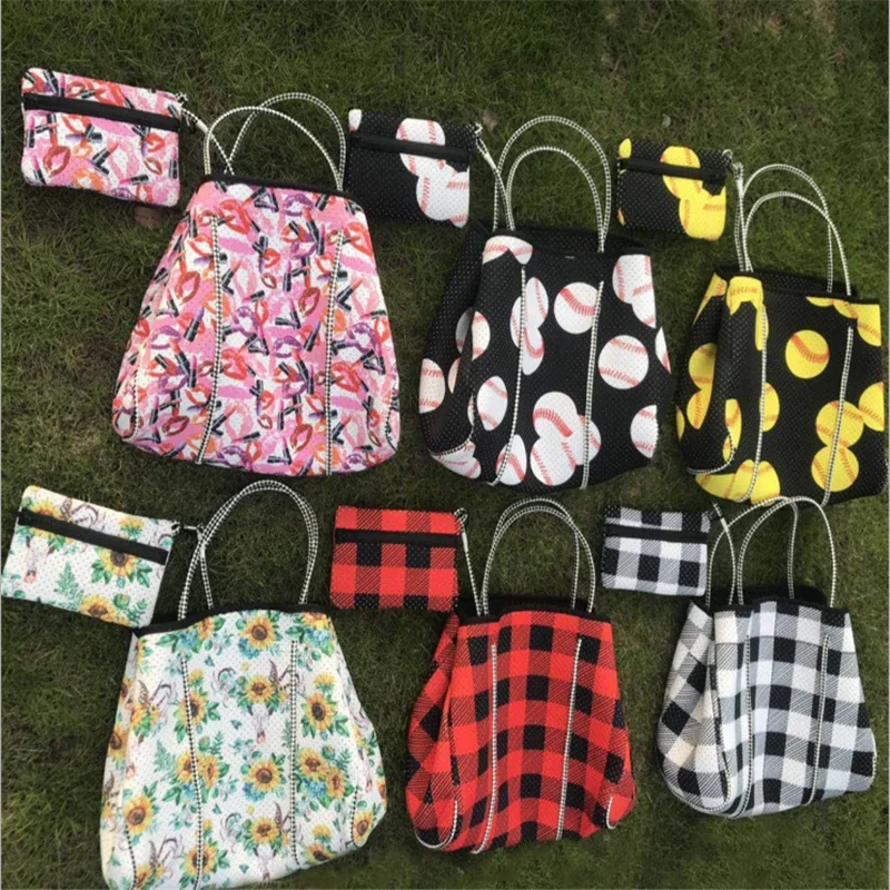 Women Tote Handbag Waterproof Neoprene Large Capacity Shoulder Diaper Bag with Zipper Wristlet Wallet DOM-114771
Women Tote Handbag Waterproof Neoprene Large Capacity Shoulder Diaper Bag with Zipper Wristlet Wallet DOM-114771