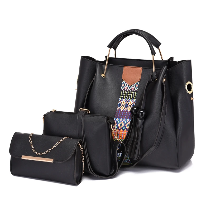 Fashion handbag three-piece set of mother and child bag trend ethnic style shoulder bag simple temperament chain messenger bag
Fashion handbag three-piece set of mother and child bag trend ethnic style shoulder bag simple temperament chain messenger bag