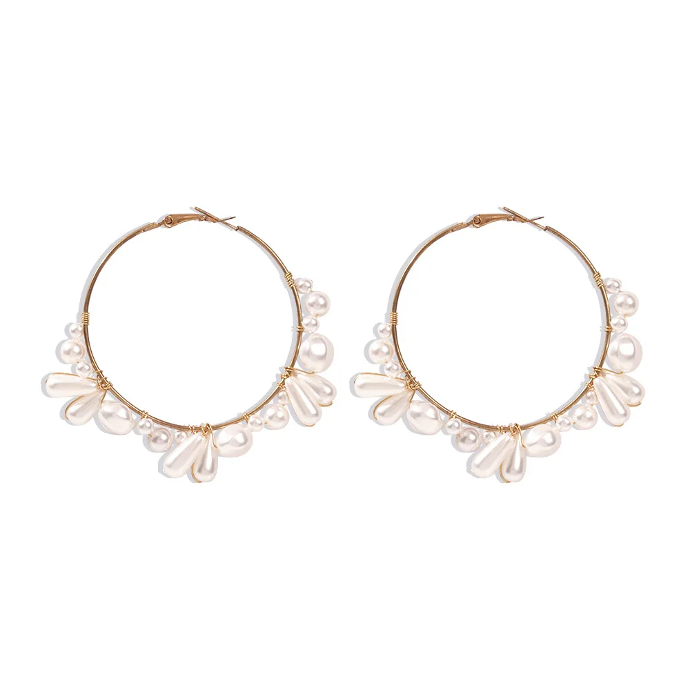 Wholesale Popular Geometric Roun Circle Pearls Charm Hoop Earrings Women Accessories, Picture shows/custom color
Wholesale Popular Geometric Roun Circle Pearls Charm Hoop Earrings Women Accessories, Picture shows/custom color