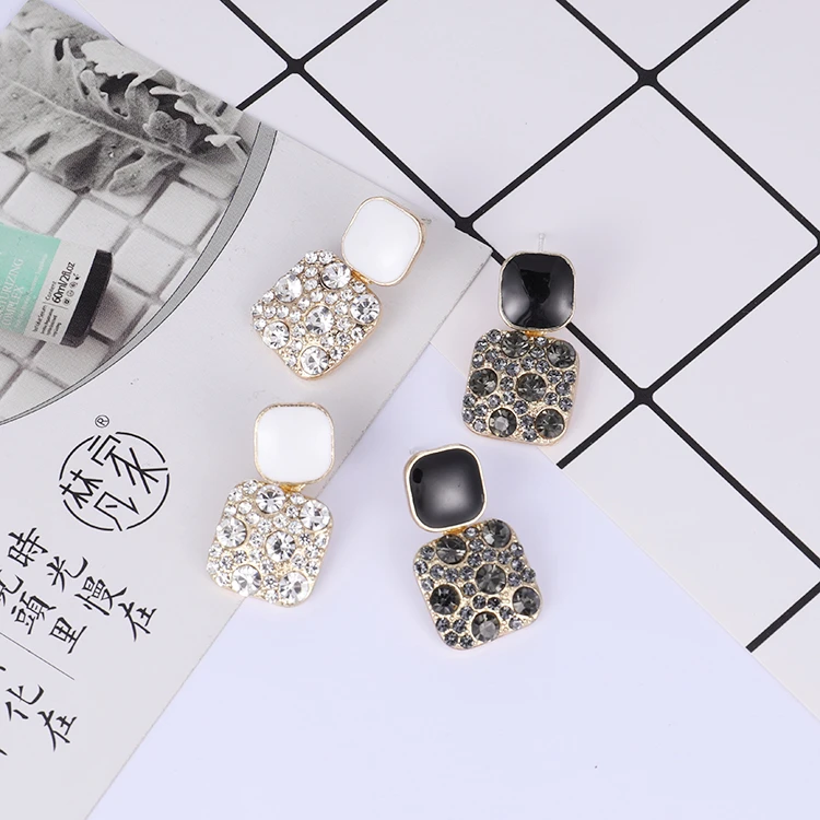 Hot Selling Geometric Plated Earrings Fashion Artifical Jewellery Pendant Women Earrings
Hot Selling Geometric Plated Earrings Fashion Artifical Jewellery Pendant Women Earrings