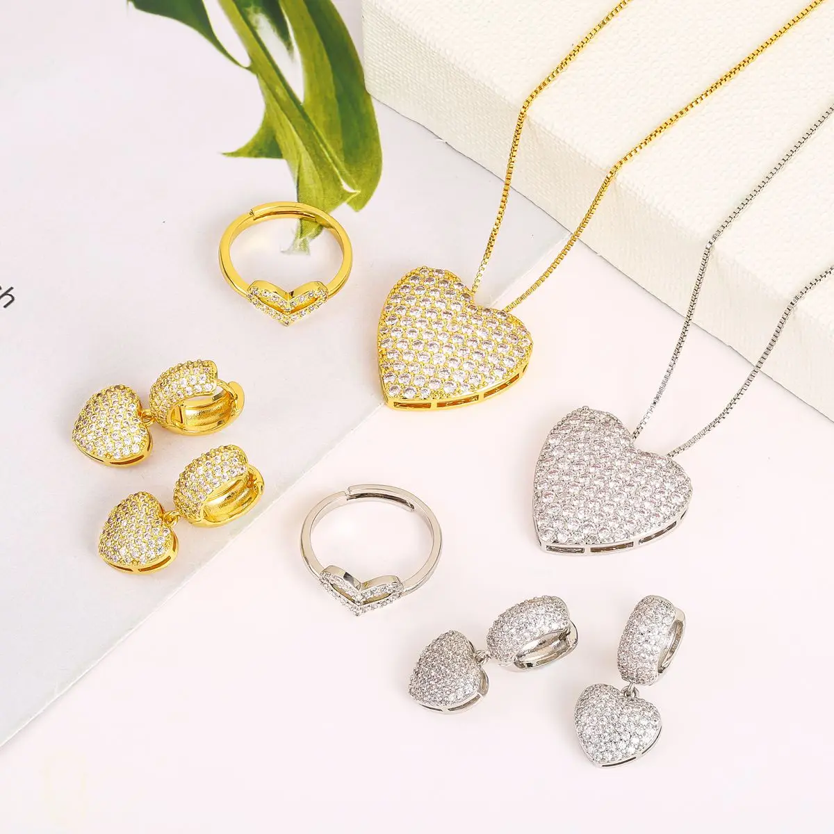 Zircon 18k Gold Plated Love Heart Artificial Jewellery Set Earrings Ring Necklace Jewelry Sets
Zircon 18k Gold Plated Love Heart Artificial Jewellery Set Earrings Ring Necklace Jewelry Sets