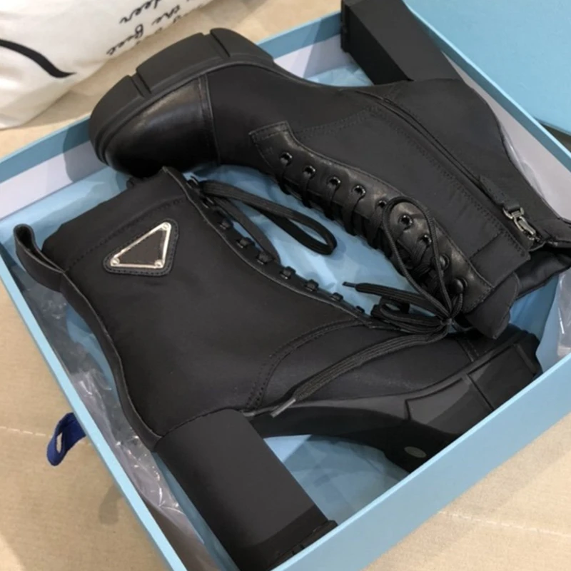 Women Boots Genuine Leather Chunky Heel New Comfortable High Boots Pure Color Round Toe Lace Up Luxury Pradas Combat Boots Women
Women Boots Genuine Leather Chunky Heel New Comfortable High Boots Pure Color Round Toe Lace Up Luxury Pradas Combat Boots Women