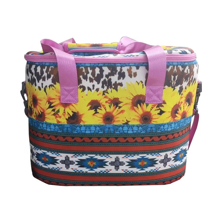 Monogrammed Wholesale OEM Insulated Customized Sunflower Cow Print Patchwork Shoulder New Designed Personalized Cooler Bags, As pictures
Monogrammed Wholesale OEM Insulated Customized Sunflower Cow Print Patchwork Shoulder New Designed Personalized Cooler Bags, As pictures