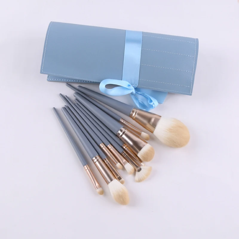 High End Blue 10Pcs Synthetic Hair Makeup Brush Kit High Quality Professional Cosmetic Makeup Brush Set
High End Blue 10Pcs Synthetic Hair Makeup Brush Kit High Quality Professional Cosmetic Makeup Brush Set
