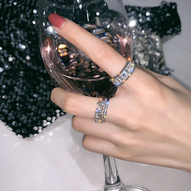 Luxury 18K Gold Plated Bling CZ Zirconia Open Rings Shiny Rhinestone Crystal Diamond Ring For Women, Picture color
Luxury 18K Gold Plated Bling CZ Zirconia Open Rings Shiny Rhinestone Crystal Diamond Ring For Women, Picture color