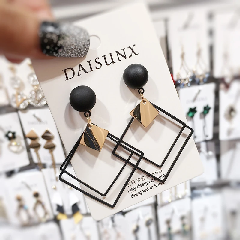 New Spring Summer Black Fashion Geometric Drop Earrings for Women Korea Trend Dangle Earring 2021 Female Elegant Jewelry
New Spring Summer Black Fashion Geometric Drop Earrings for Women Korea Trend Dangle Earring 2021 Female Elegant Jewelry