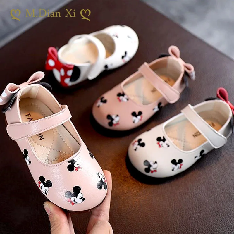 Children's Shoes Girls Leather Shoes Bow Children's Clothes Flat Heels Children's Clothes Single Shoes Butterfly Children's Shoe
Children's Shoes Girls Leather Shoes Bow Children's Clothes Flat Heels Children's Clothes Single Shoes Butterfly Children's Shoe