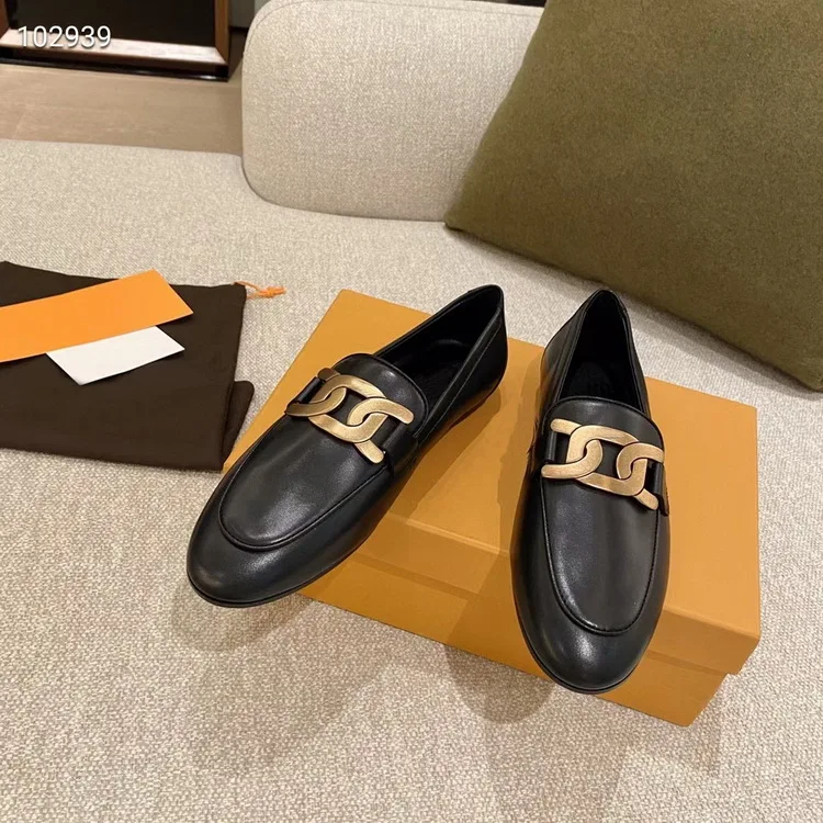 The new web celebrity for autumn 2020 is the same leather loafers with versatile flat shoes
The new web celebrity for autumn 2020 is the same leather loafers with versatile flat shoes