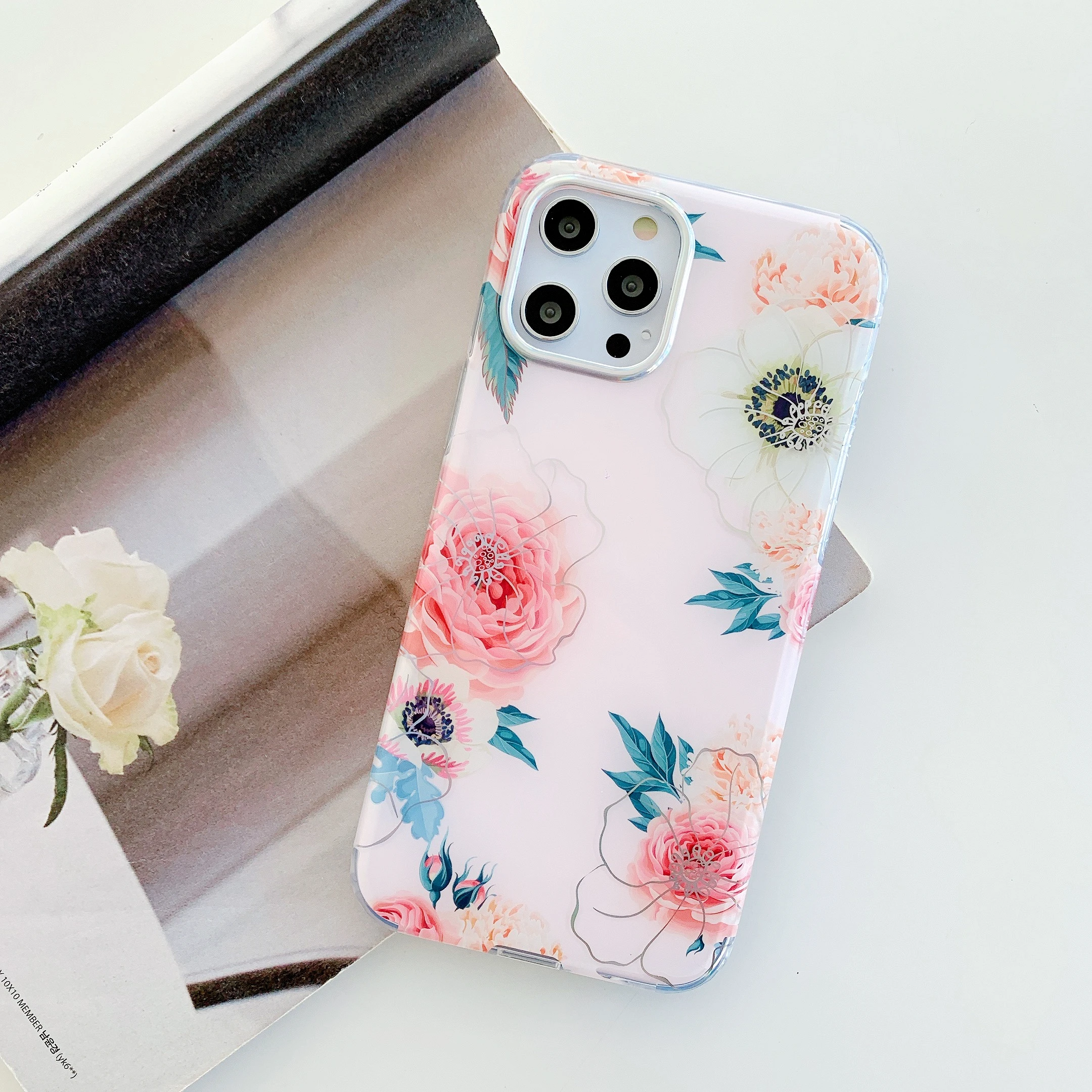 Fashion Girl Flower Two-layer Transparent Laser Cell Phone Case For Apple 12 For iPhone 11 X Xs Max Se2020 7 8 Plus
Fashion Girl Flower Two-layer Transparent Laser Cell Phone Case For Apple 12 For iPhone 11 X Xs Max Se2020 7 8 Plus