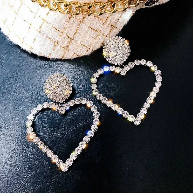 Fashion Big Heart Crystal Rhinestone Drop Earrings for Women Shiny Gold Geometric Dangle Earrings Jewelry Gifts, Picture shows
Fashion Big Heart Crystal Rhinestone Drop Earrings for Women Shiny Gold Geometric Dangle Earrings Jewelry Gifts, Picture shows