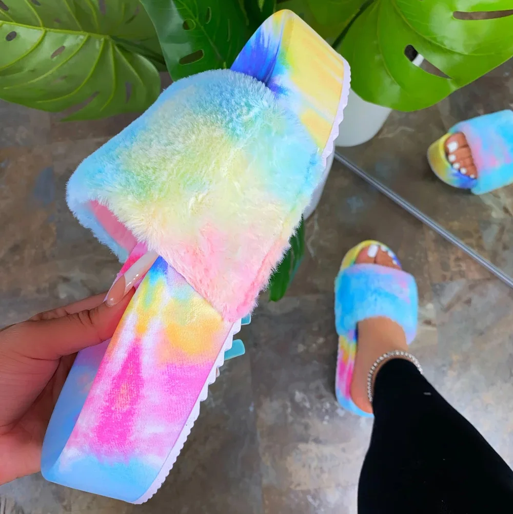 2020 Women Fashion High-heel Slippers Flat Non-slip Fur Upper Sandals Outdoor House Summer slippers
2020 Women Fashion High-heel Slippers Flat Non-slip Fur Upper Sandals Outdoor House Summer slippers