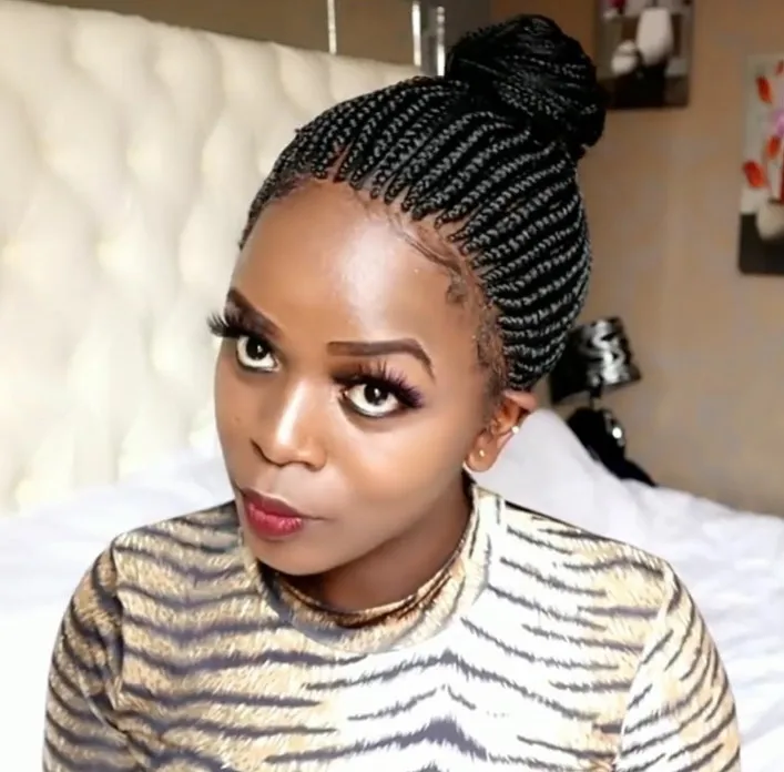 Afro Short Curly Braid Wigs Synthetic Box Braid Hair Wigs For Black Women, Picture shows
Afro Short Curly Braid Wigs Synthetic Box Braid Hair Wigs For Black Women, Picture shows