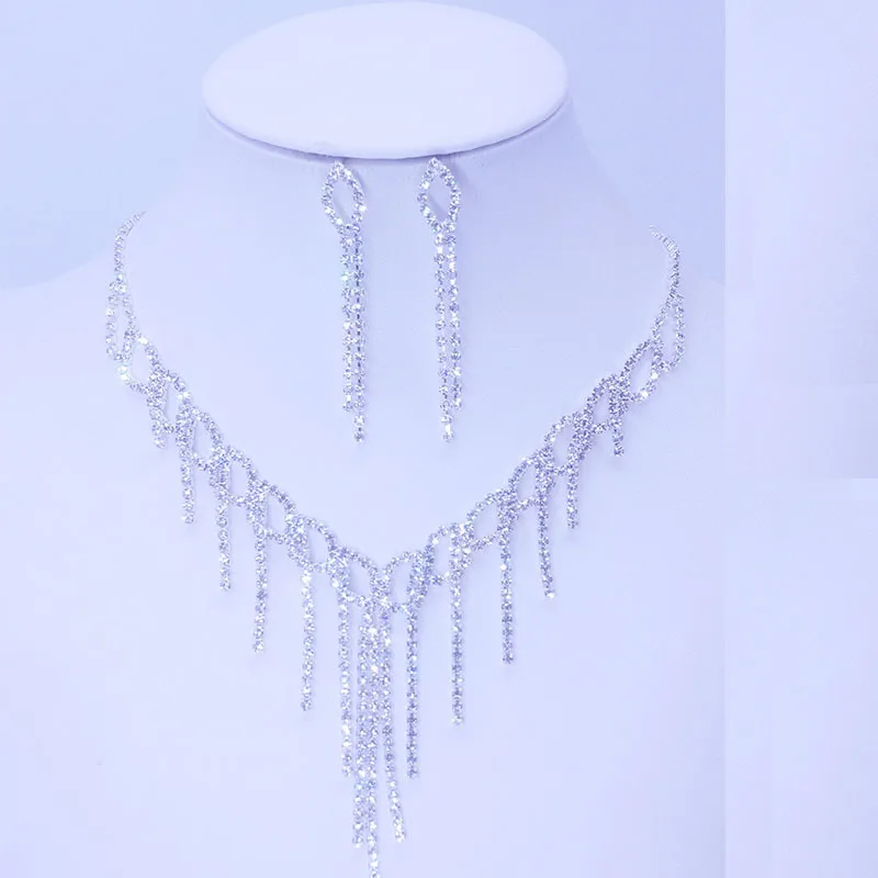 Fashion New Arrival Glitter Bride Wedding Jewelry Zircon Tassel Shaped Pendant Earrings Luxury Jewelry Sets For Ladies, Picture
Fashion New Arrival Glitter Bride Wedding Jewelry Zircon Tassel Shaped Pendant Earrings Luxury Jewelry Sets For Ladies, Picture