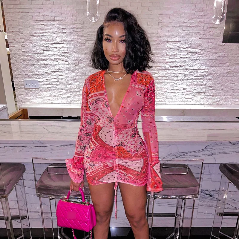 2021 Fashion Pink Bandana Mesh Bodyocn Dress Club Outfits for Women Flared Long Sleeve Deep V Neck Draw String Mini Dress
2021 Fashion Pink Bandana Mesh Bodyocn Dress Club Outfits for Women Flared Long Sleeve Deep V Neck Draw String Mini Dress