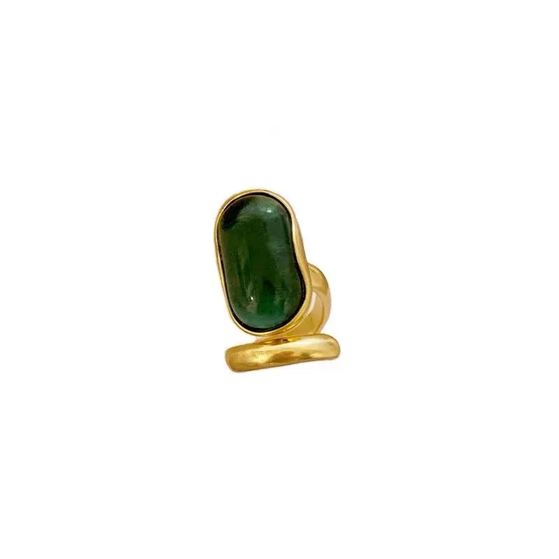 Vintage Oval Artificial Green Gemstone Ring Unique Design Geometric Open Ring Temperament Women Fashion Jewelry 2021
Vintage Oval Artificial Green Gemstone Ring Unique Design Geometric Open Ring Temperament Women Fashion Jewelry 2021