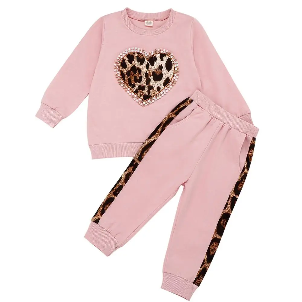 Wholesale Love Rhinestone Leopard print clothes+Trousers Two-piece For Children Girls, Pink
Wholesale Love Rhinestone Leopard print clothes+Trousers Two-piece For Children Girls, Pink