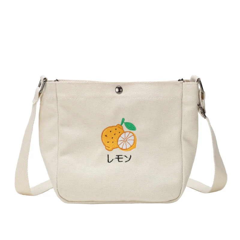 Wholesale new arrival cartoon print girl cotton canvas mini cross body messenger bag, White,black.
Wholesale new arrival cartoon print girl cotton canvas mini cross body messenger bag, White,black.