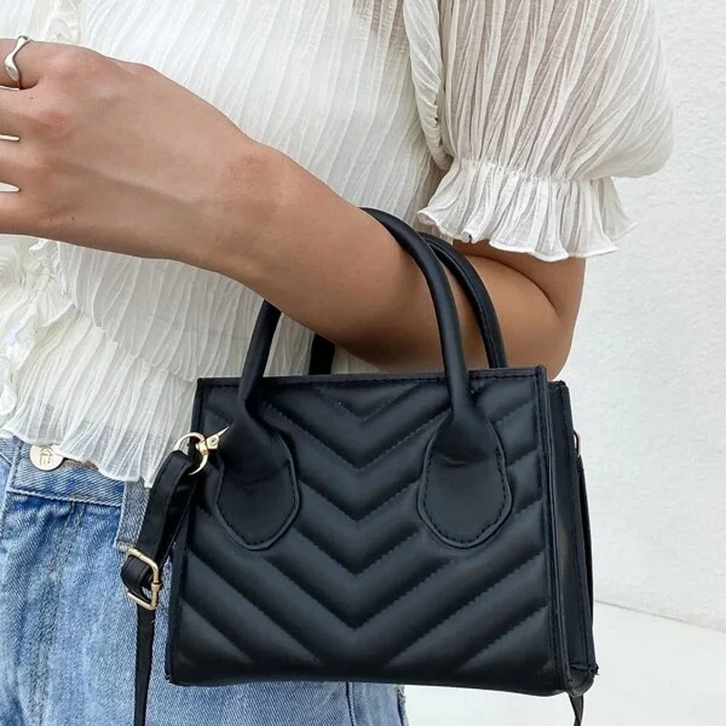 Chevron Quilted Satchel Bag Women Embroidery Handbag Female Chic Corss-body Shoulder Bag
Chevron Quilted Satchel Bag Women Embroidery Handbag Female Chic Corss-body Shoulder Bag