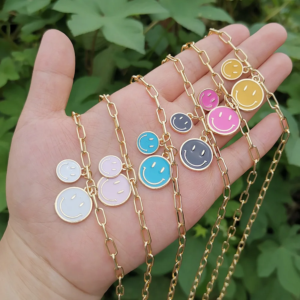 Hot Sell Creative Cute Enamel Necklace Paper Clip Link Chain Necklace Double Smile Face Necklace
Hot Sell Creative Cute Enamel Necklace Paper Clip Link Chain Necklace Double Smile Face Necklace